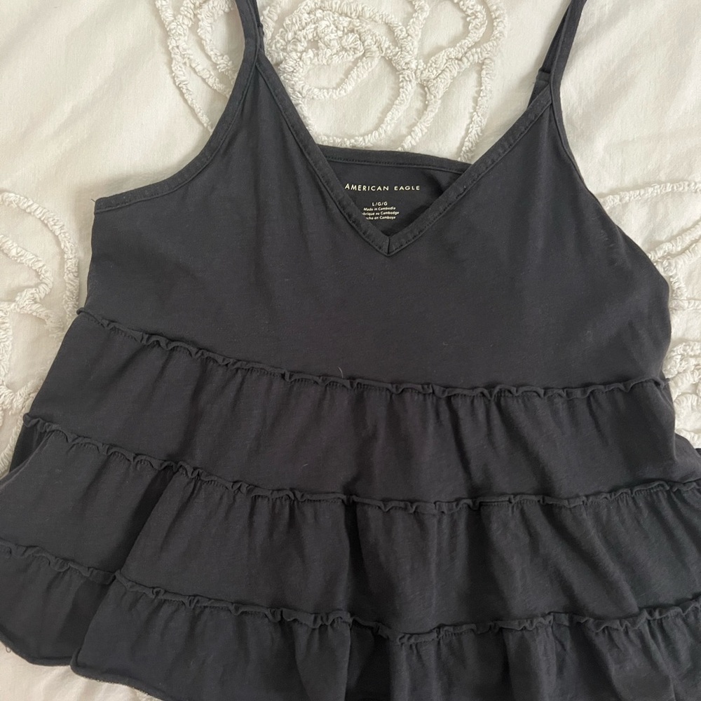 American eagle ruffle tank top